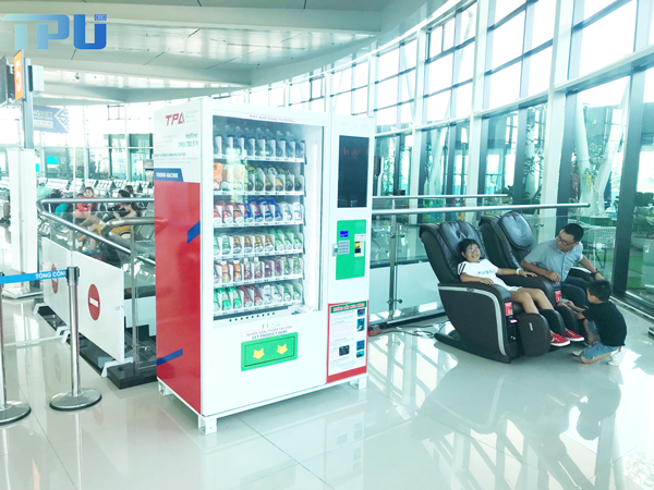 Máy bán hàng tự động TPU ở sân bay Quy Nhơn