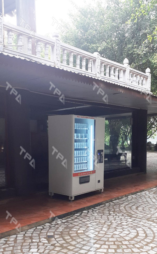 Máy bán hàng tự động TPA- V2000 được lắp đặt tại khu du lịch sinh thái Tràng An