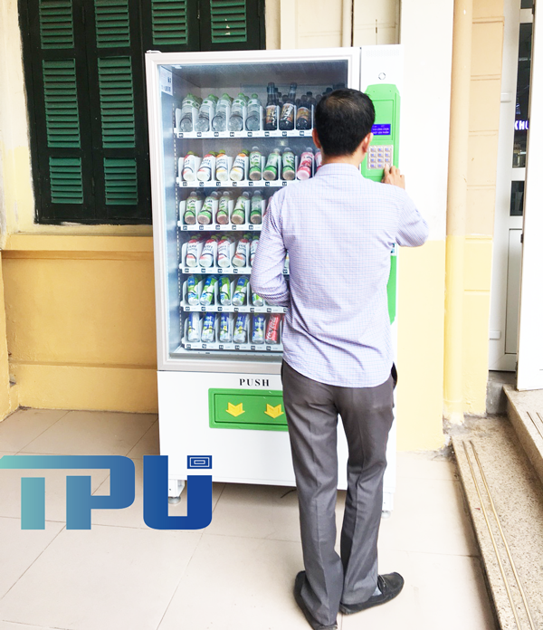 Máy bán hàng tự động ETEK ở Quảng Nam bán nước giải khát