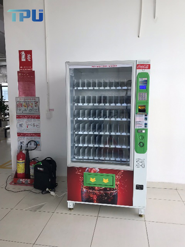 Máy bán hàng tự động TPU tại trường đại học Trà Vinh